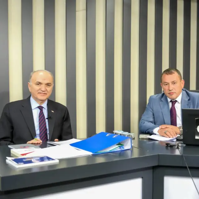 Başkanımız Dr. Faruk Özlü Öncü RTV’de gazeteci Sadullah Ünsal’ın sorularını yanıtlıyor.

📡 https://m.youtube.com/watch?v=JYAJd5AMXcc