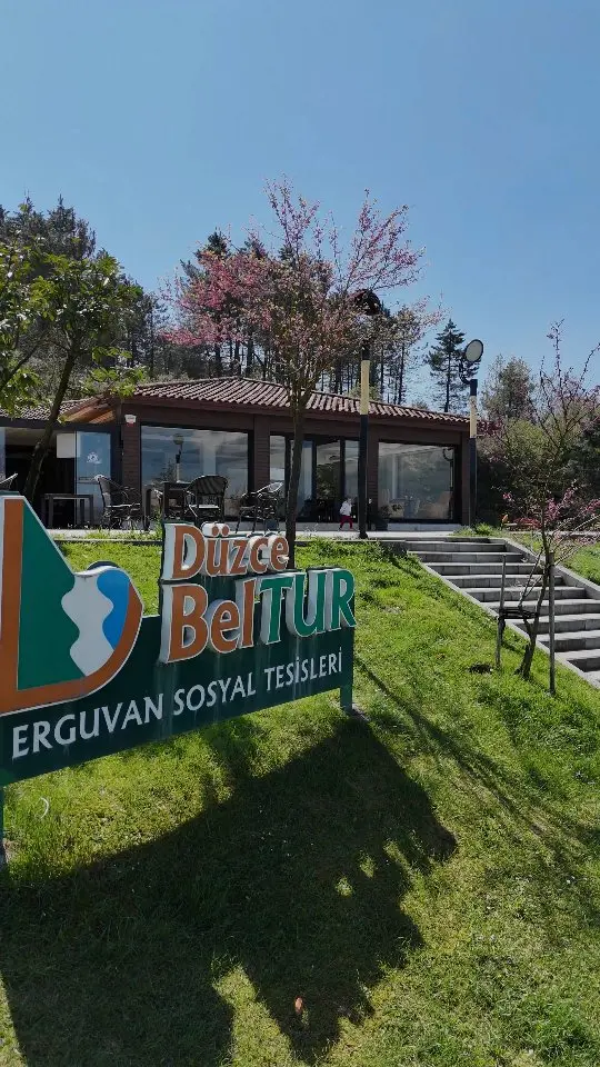 "Öyle de Güzel. Böyle de Güzel"🥰

📍Erguvan Sosyal Tesisleri

@erguvan.sosyaltesisleri